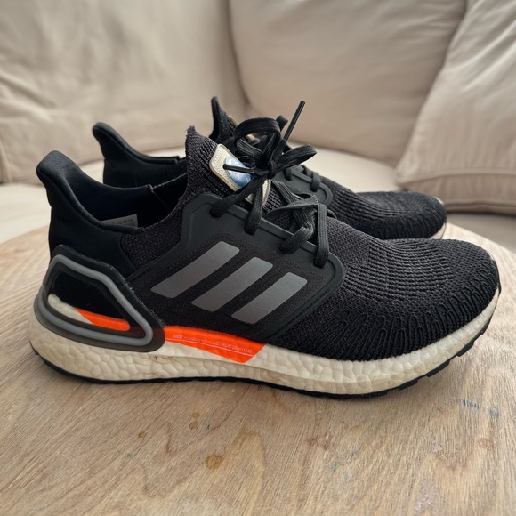 ADIDAS Ultraboost 20 Women’s NASA Flyknit Boost in Space Black Size 7 - Picture 8 of 10